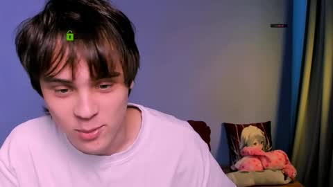 Snapshot of louis_tiger chatting on November 2025 09:53:02 AM your dream online show from November 2025 09:53:02 AM