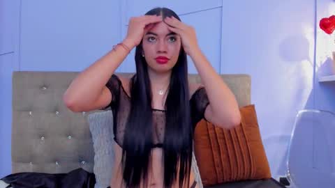 Louren Fox online show from October 2025 11:44:02 AM