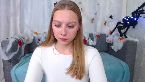 love bella  online show from October 2025 01:27:02 AM