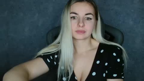 Megane online show from February 2025 02:34:01 PM