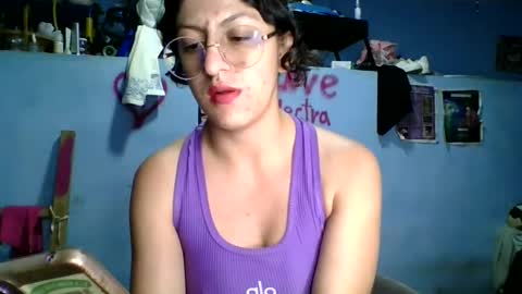 Snapshot of love_electra chatting on September 2025 02:22:01 AM love_electra online show from September 2025 02:22:01 AM