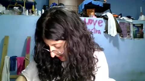 Snapshot of love_electra chatting on October 2025 01:59:02 AM love_electra online show from October 2025 01:59:02 AM