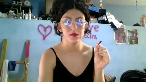 Snapshot of love_electra chatting on October 2025 01:34:01 PM love_electra online show from October 2025 01:34:01 PM