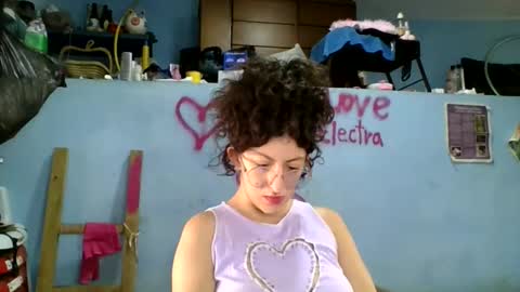 love_electra online show from November 2025 04:39:01 PM
