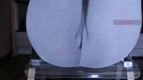 Kira online show from April 2026 09:45:02 AM