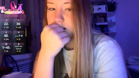 Megan online show from September 2025 09:59:02 PM