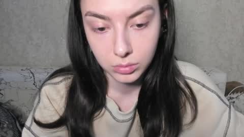 Snapshot of love_lina_muuur chatting on June 2026 05:04:01 PM LINA online show from June 2026 05:04:01 PM