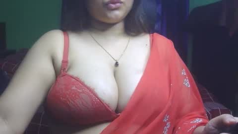 Snapshot of love_luna_angel chatting on March 2026 12:38:02 AM Luna online show from March 2026 12:38:02 AM