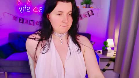 Monika online show from October 2025 10:39:02 AM