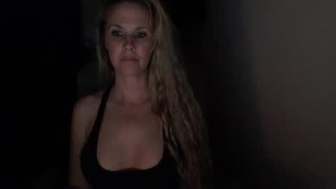 LoVe On  online show from April 2026 02:27:02 AM