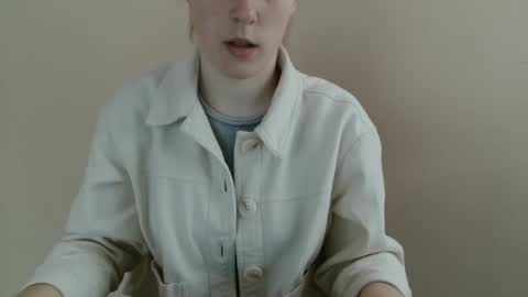 Vivian online show from March 2026 12:38:02 PM