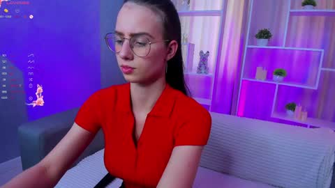 Snapshot of lovebettie chatting on April 2026 08:26:01 AM Elisabette online show from April 2026 08:26:01 AM