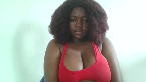 Snapshot of lovecumsluttie chatting on September 2025 11:01:02 AM mila online show from September 2025 11:01:02 AM