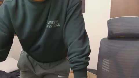 Snapshot of lovehairyindian chatting on December 2025 07:39:01 AM Indian hairy online show from December 2025 07:39:01 AM