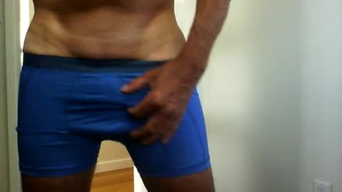 lovehairyone online show from May 2026 09:12:02 PM