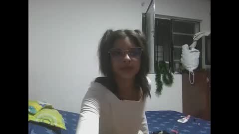 Snapshot of loveinlive423841 chatting on April 2026 03:07:01 AM loveinlife online show from April 2026 03:07:01 AM