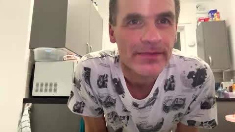 Snapshot of loveit23456 chatting on November 2025 02:33:02 AM getnaked123 online show from November 2025 02:33:02 AM