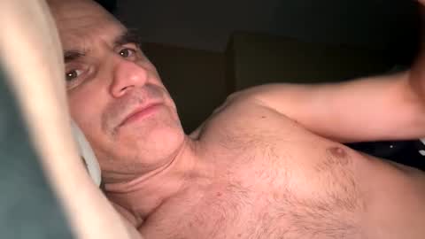 Snapshot of loveit23456 chatting on December 2025 10:19:01 AM getnaked123 online show from December 2025 10:19:01 AM