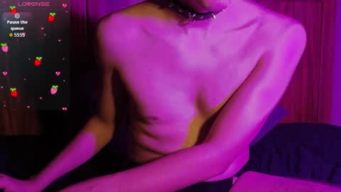 Snapshot of lovelessaiko chatting on March 2026 08:42:01 AM Aiko online show from March 2026 08:42:01 AM