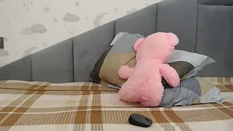 lovellykitty online show from February 2026 08:10:01 AM