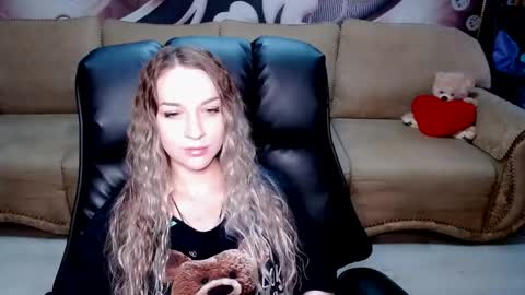 Snapshot of lovellymalina chatting on April 2026 02:12:02 PM private open online show from April 2026 02:12:02 PM