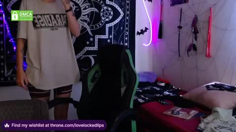 Alex  Violet online show from November 2025 04:07:02 PM