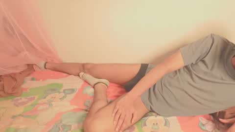 Snapshot of lovely__person chatting on November 2025 09:25:02 PM Lovely Person online show from November 2025 09:25:02 PM