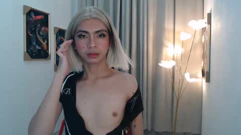 alwina online show from April 2026 05:32:02 PM