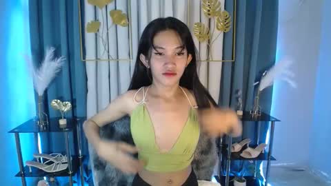 BELLA online show from April 2026 10:15:02 PM