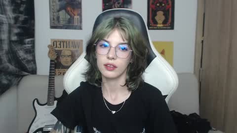 Cassie online show from January 2025 04:15:02 AM