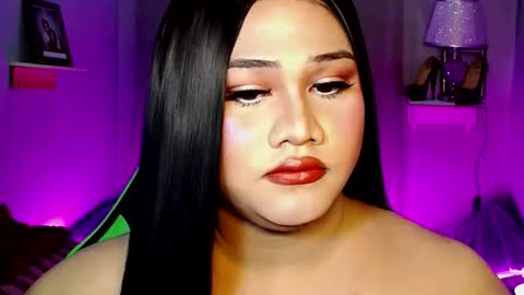 lovely_coleen online show from September 2025 04:08:02 PM