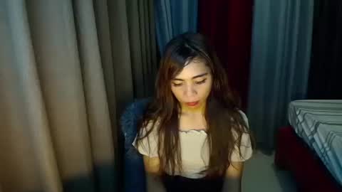 Snapshot of lovely_cummerx chatting on December 2025 09:55:01 PM JAM online show from December 2025 09:55:01 PM