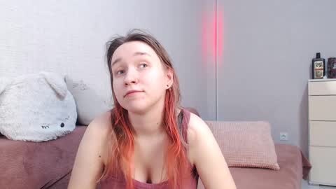 Lovely Hayley online show from April 2026 09:23:01 PM