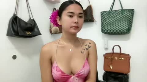 Snapshot of lovely_maria_x chatting on June 2026 04:07:02 AM Maria online show from June 2026 04:07:02 AM