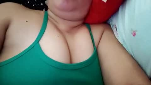 lovely_orchid online show from February 2025 02:47:01 AM