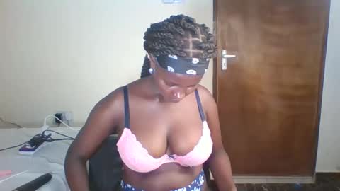 Snapshot of lovely_princes1 chatting on January 2025 11:14:02 PM I am witty online show from January 2025 11:14:02 PM