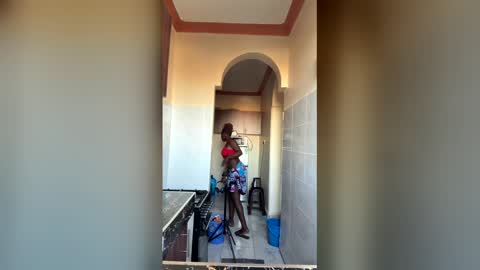 I  am witty online show from April 2026 02:46:02 PM