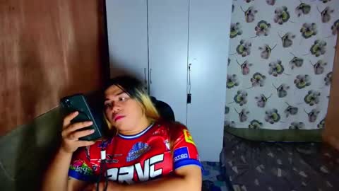 lovely_ricaxxx online show from October 2025 04:40:01 PM