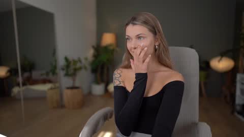 Snapshot of lovely_tammy chatting on September 2025 11:34:02 AM Very miss youWill be back soon Tammy online show from September 2025 11:34:02 AM