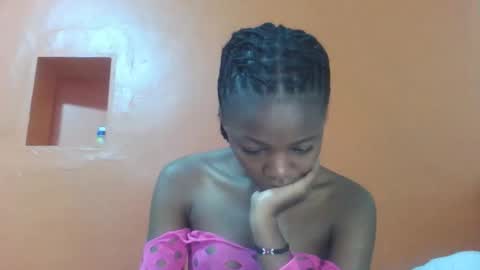 Lovely yvonne online show from November 2025 11:32:01 AM