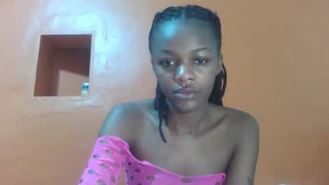 Lovely yvonne online show from November 2025 04:12:02 PM