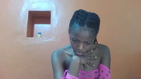 Lovely yvonne online show from December 2025 11:52:02 AM