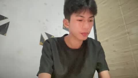 lovelyboy_jm online show from May 2026 12:04:01 AM