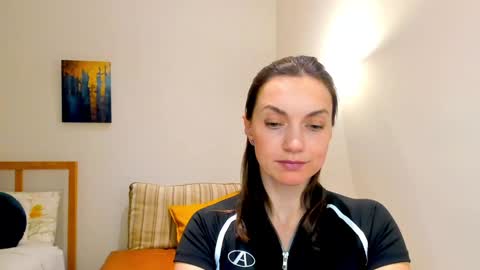 Snapshot of lovelyeemia chatting on December 2024 05:51:02 PM Mia online show from December 2024 05:51:02 PM