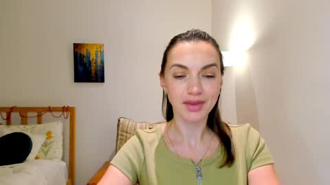 Snapshot of lovelyeemia chatting on December 2024 03:05:01 PM Mia online show from December 2024 03:05:01 PM