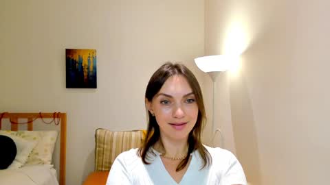 Snapshot of lovelyeemia chatting on December 2024 02:43:02 PM Mia online show from December 2024 02:43:02 PM