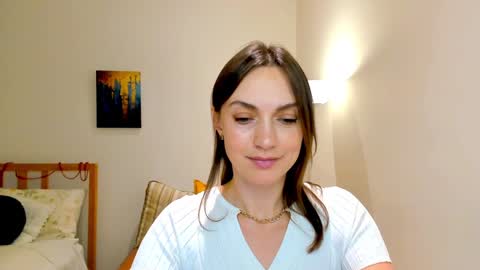 Snapshot of lovelyeemia chatting on December 2024 05:48:01 PM Mia online show from December 2024 05:48:01 PM