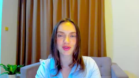 Snapshot of lovelyeemia chatting on September 2025 01:02:02 PM Mia online show from September 2025 01:02:02 PM