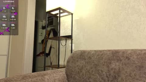 Kate only online show from December 2025 12:33:02 PM