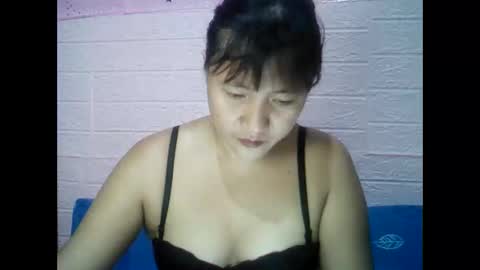 Snapshot of lovelyladylynxxx chatting on March 2025 02:46:02 AM LocwlyLSYlYNXXX online show from March 2025 02:46:02 AM